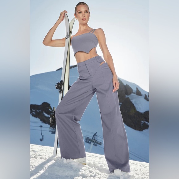 NWT Alo High-Waist Risk Taker Trouser (Color: Fog) - Picture 5 of 6